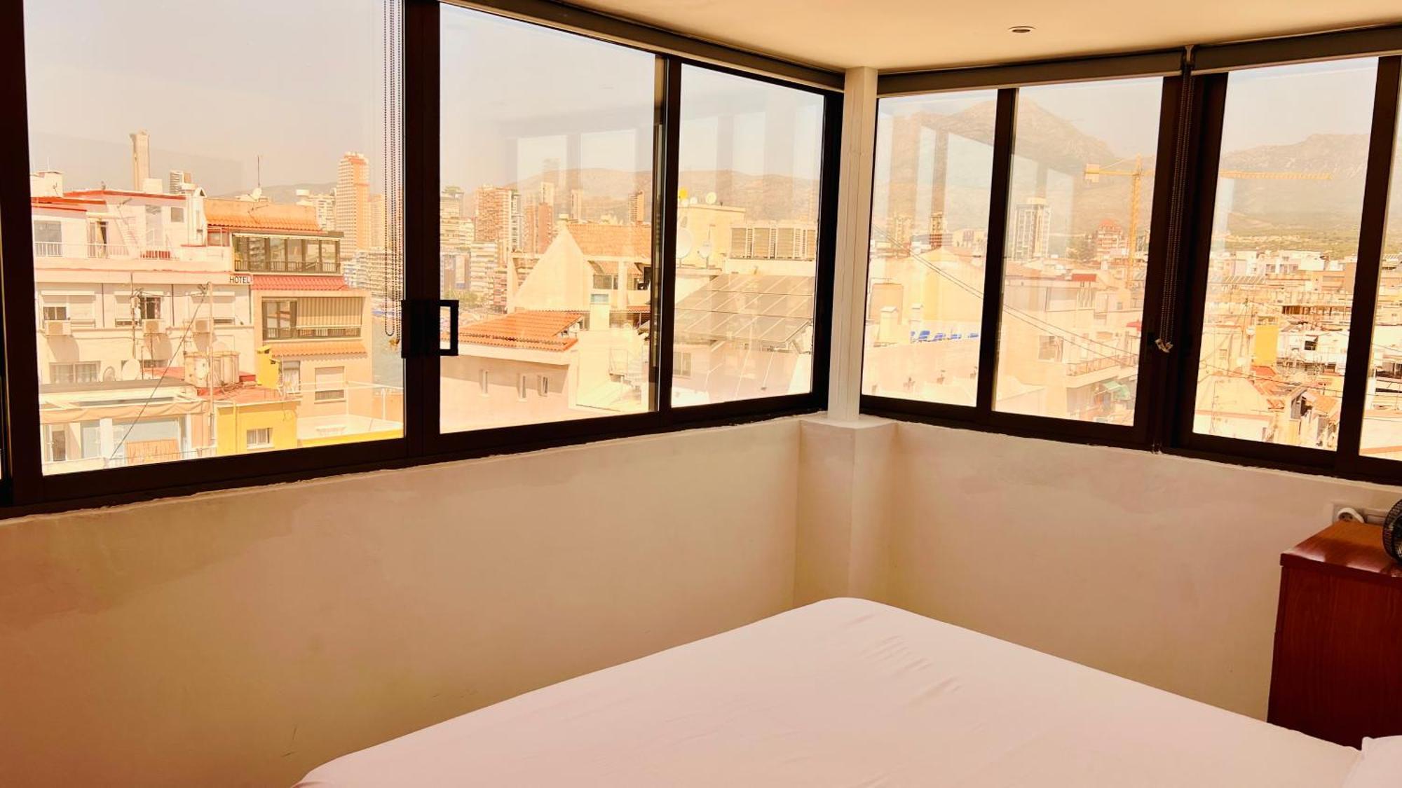 Atico Con Vistas En El Casco Antiguo De Benidorm Apartment ภายนอก รูปภาพ