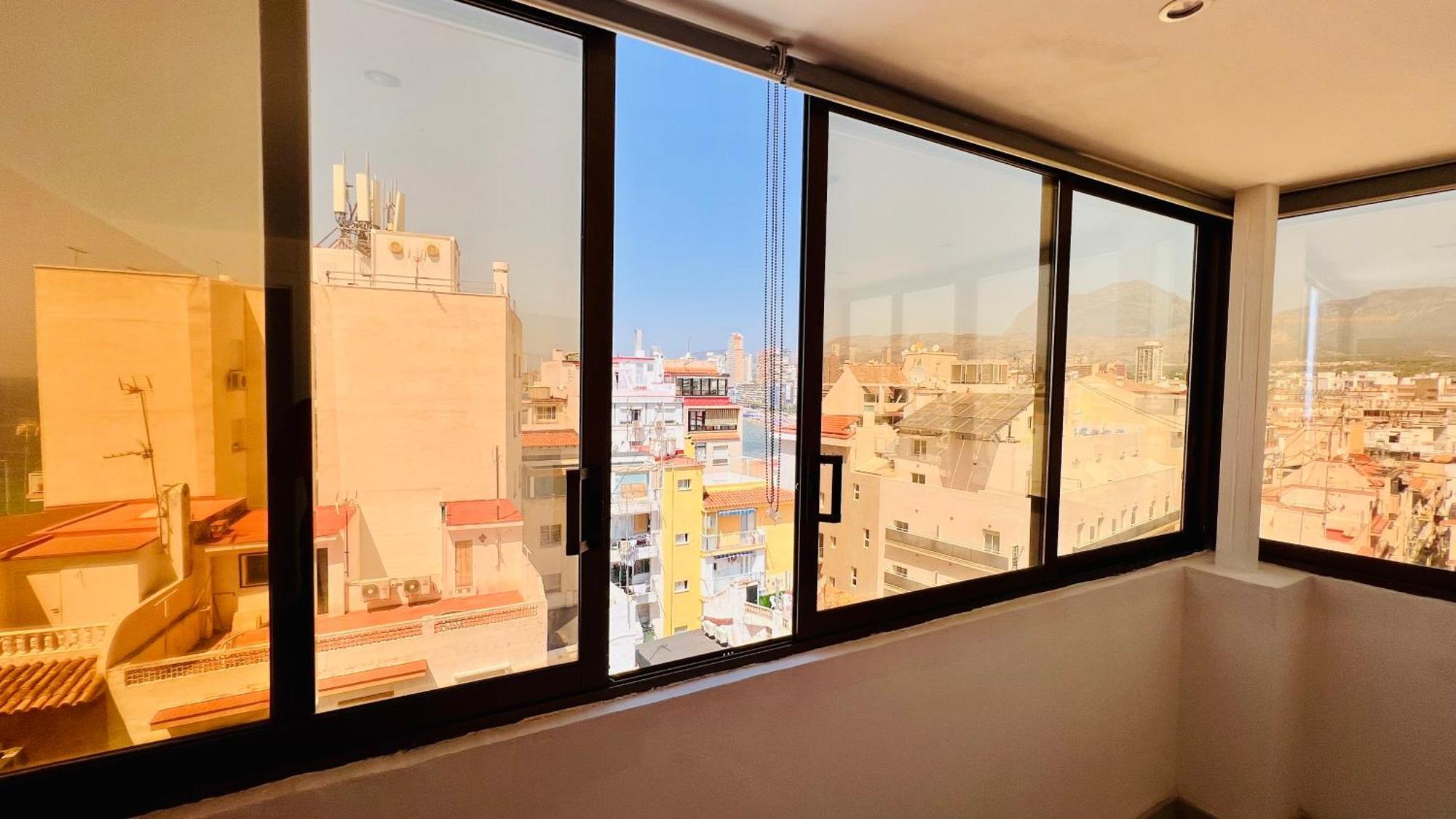 Atico Con Vistas En El Casco Antiguo De Benidorm Apartment ภายนอก รูปภาพ
